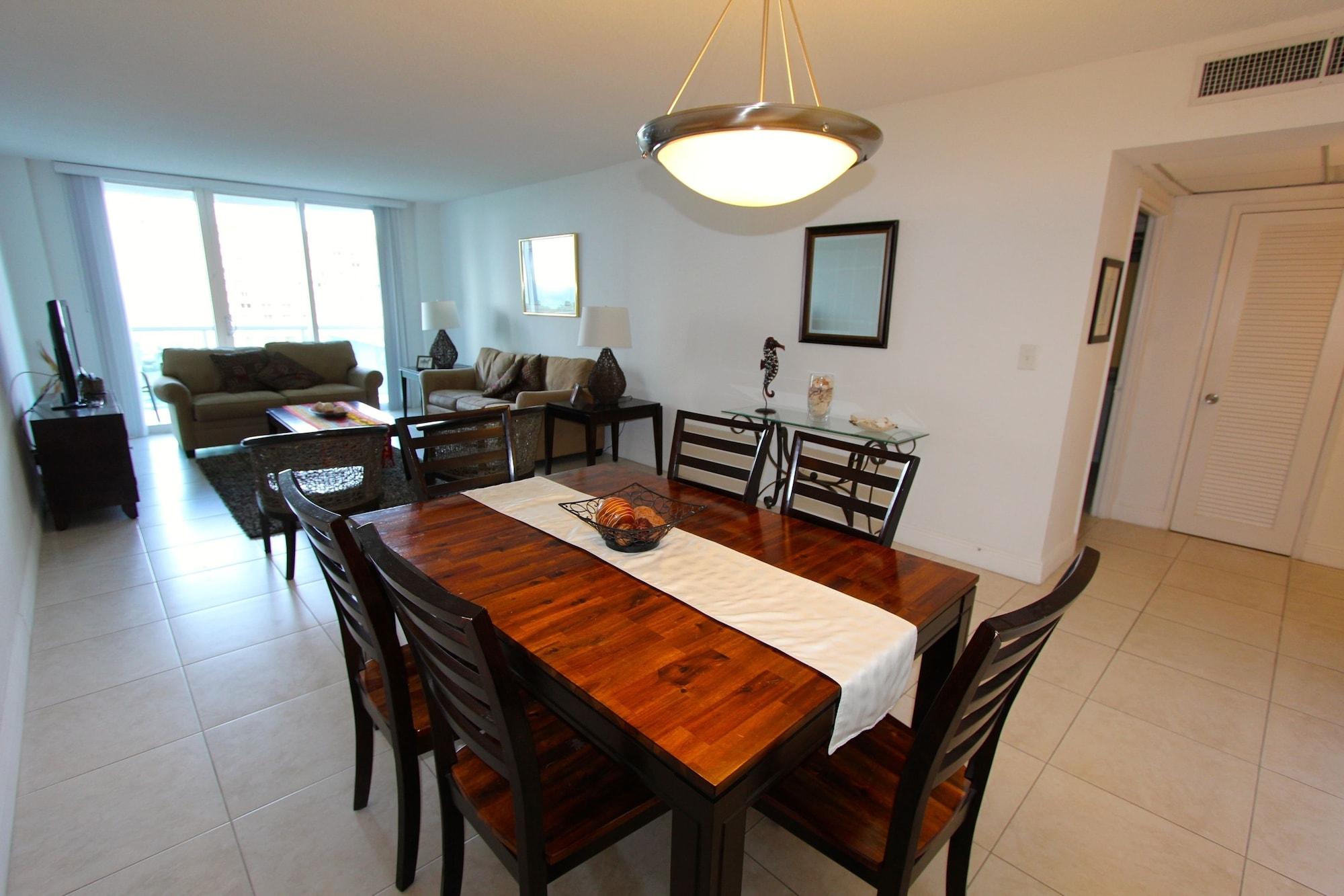 Ocean Reserve Sunny Isles Beach Exterior photo