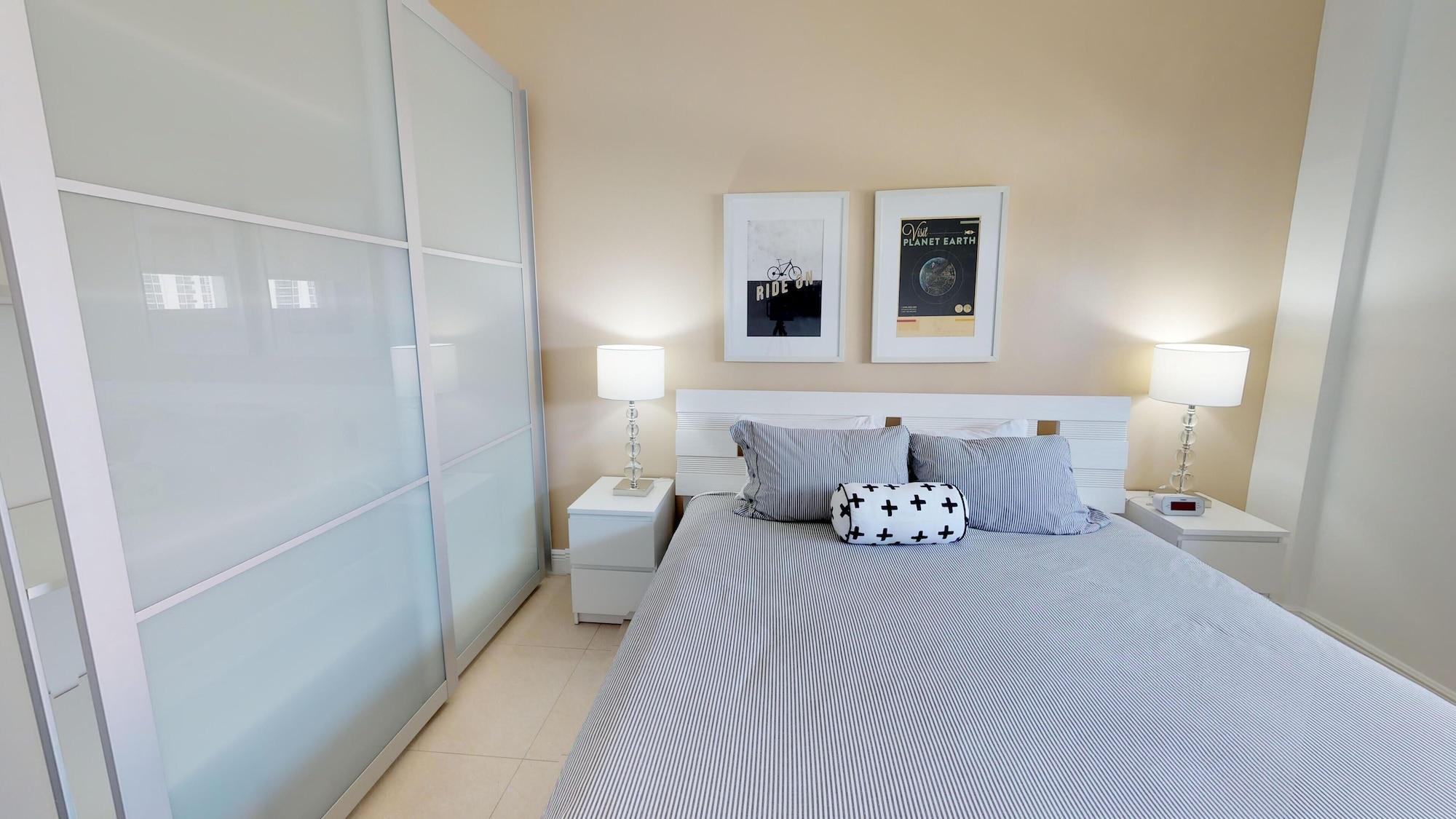 Ocean Reserve Sunny Isles Beach Exterior photo